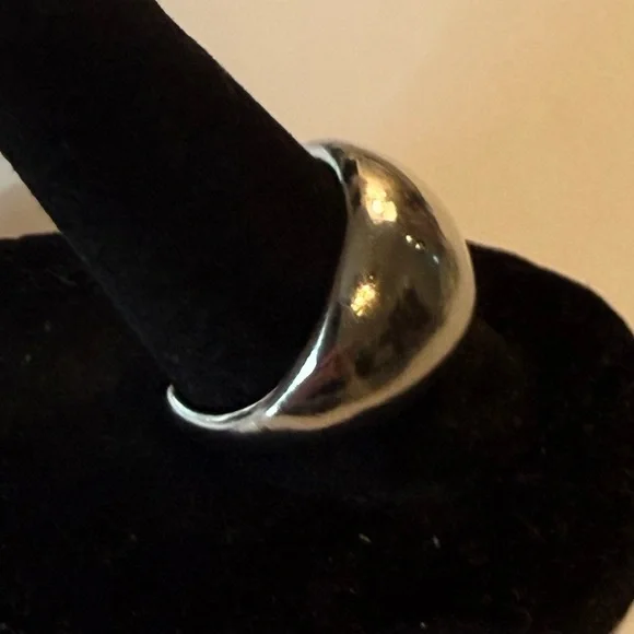 Ring - sz 7.75 adjustable - silver tone dome - New! No flaws. BOGO offer ⬇️ - Picture 6 of 9